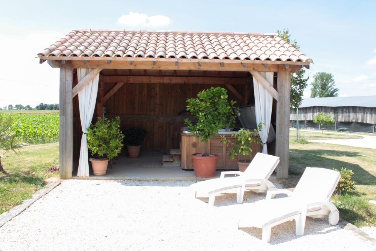 Chambre D'Hotes La Ferme De La Croix. Saint-Avit-Senieur Экстерьер фото